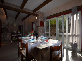 Ancient renovated farmstead with private equipped garden Only 3km from the lake Provaglio D'iseo
